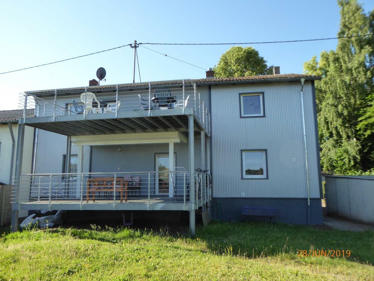 "Baerenhaus" Ferienwohnung Püttlingen Esterno foto